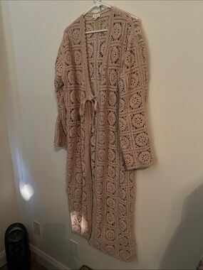 POL One Crochet Open-Front Cardigan in Light Beige